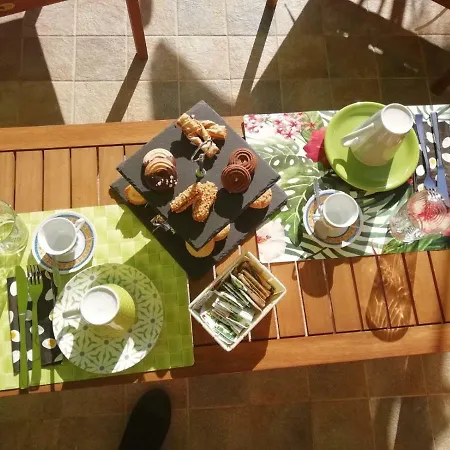 Franzisca فندق مبيت وإفطار Torpè